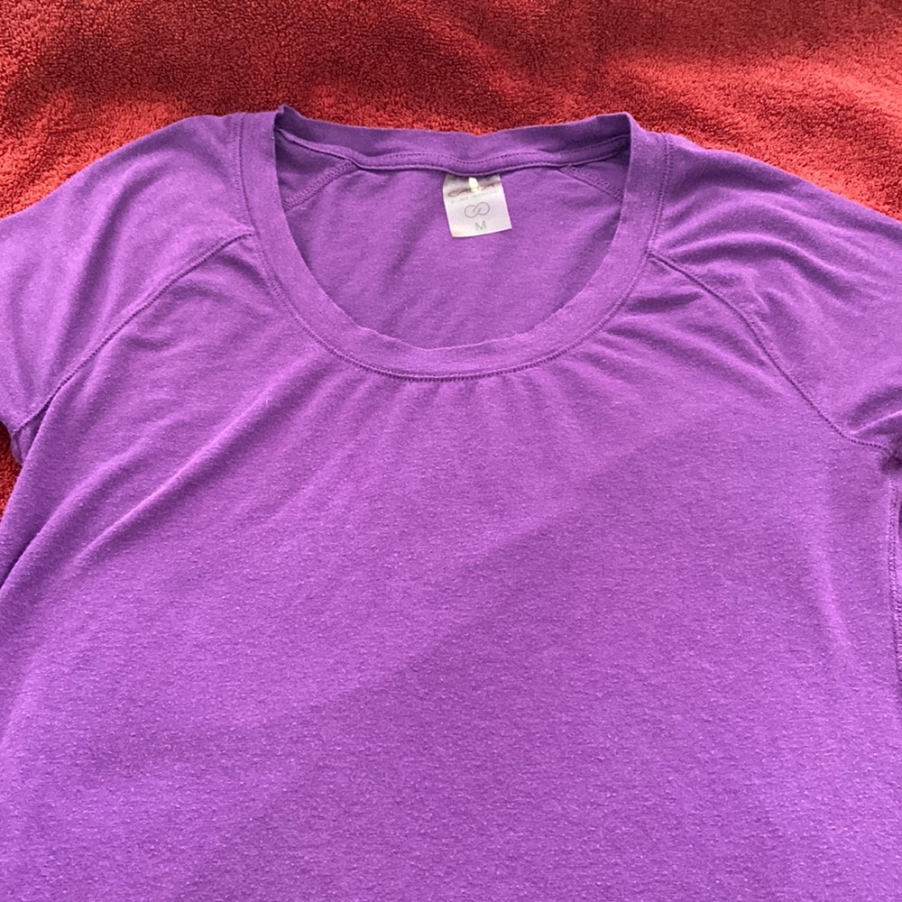 Round neck athletic shirt by CALIA by Carrie Underwood